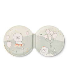 Lade das Bild in den Galerie-Viewer, WAYLON Magic Water Book, Circus / Sandy