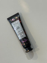 Lade das Bild in den Galerie-Viewer, TGLLIP BALM „You Rock“
