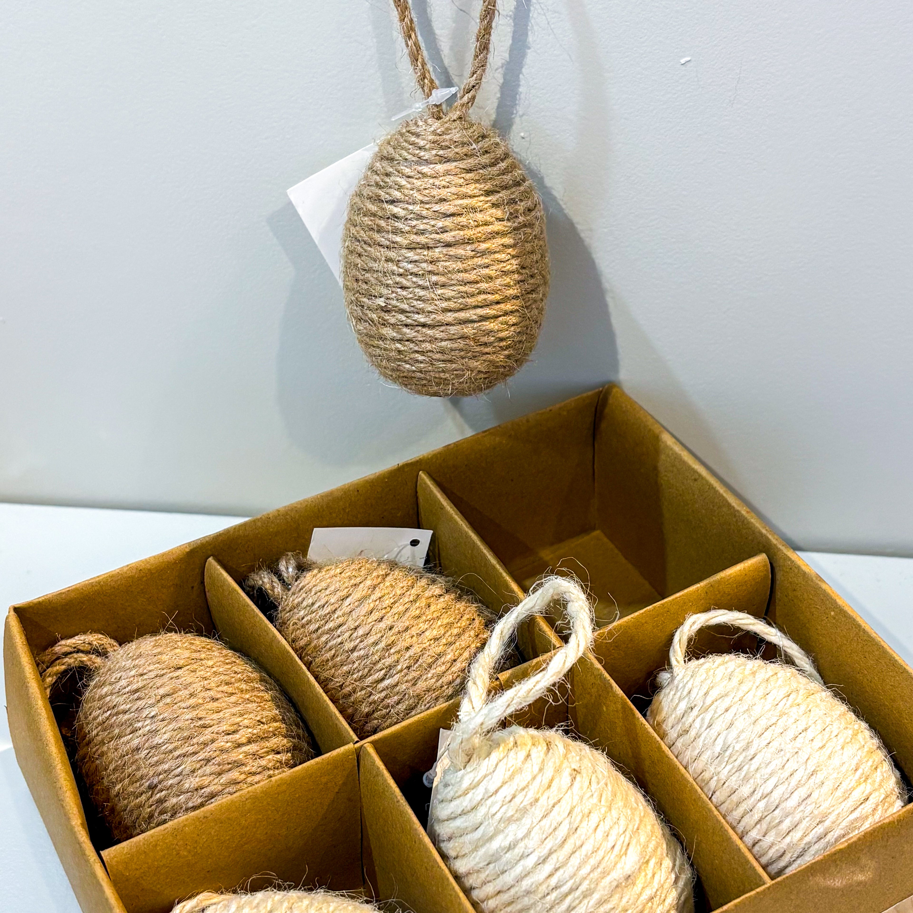 WLEGG Eier zum Hängen mit Jute umwickelt, groß