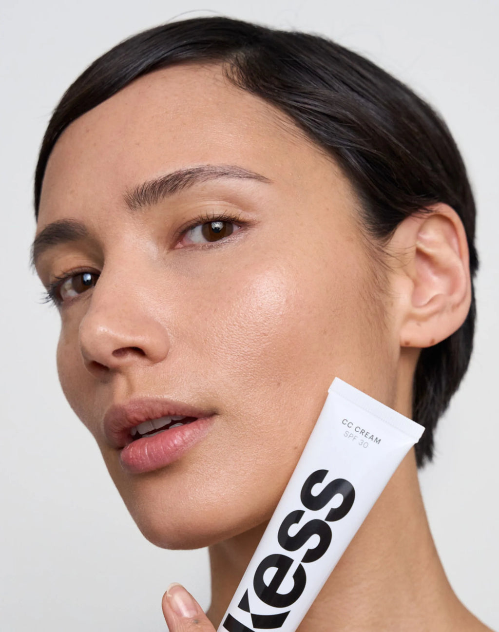 KESS CC Cream SPF 30, medium