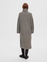 Lade das Bild in den Galerie-Viewer, SLFNEW Elina Knit Roll Neck Dress, medium grey melange
