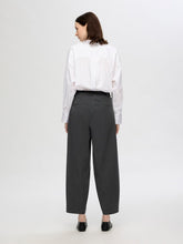 Lade das Bild in den Galerie-Viewer, SLFPIYA Barrel Pants, Dark Grey Melange
