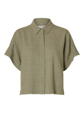 Lade das Bild in den Galerie-Viewer, SLFVIVA Cropped Shirt, Vetiver
