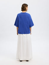 Lade das Bild in den Galerie-Viewer, SLFCOLWOMAN 2/4 Oversized Tee, dazzling blue
