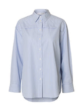 Lade das Bild in den Galerie-Viewer, SLFALLISON Oversize Shirt, cashmere blue
