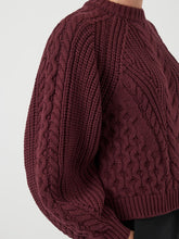 Lade das Bild in den Galerie-Viewer, YASNANSA Knit Pullover, port royale
