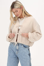 Lade das Bild in den Galerie-Viewer, MYMUSSELIN Bluse mit Schleifen, beige
