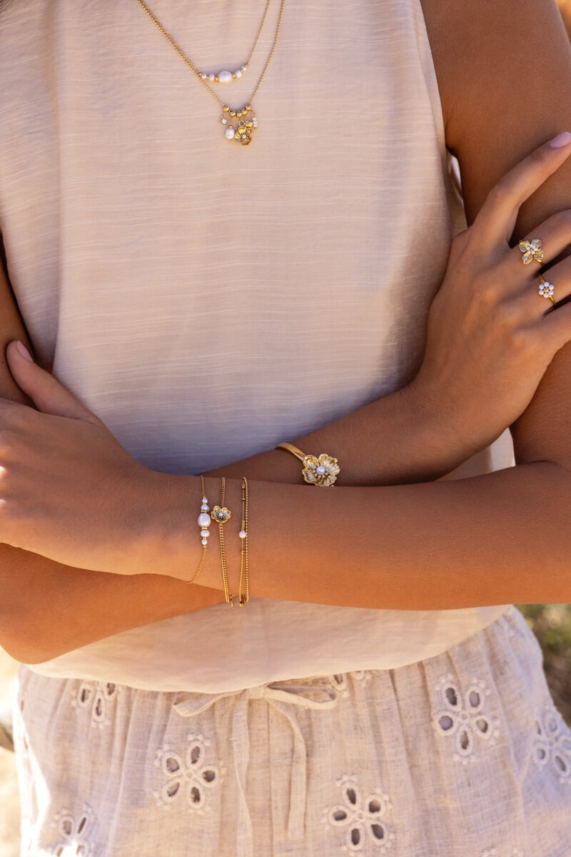 MYLUCY Armband mit Natur- und Kunstperlen, gold