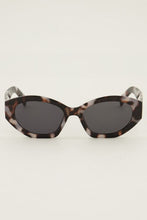 Lade das Bild in den Galerie-Viewer, MYCELESTE Sonnenbrille, braun
