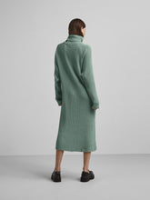 Lade das Bild in den Galerie-Viewer, YASMAVI Knit Rollneck Dress, loden frost
